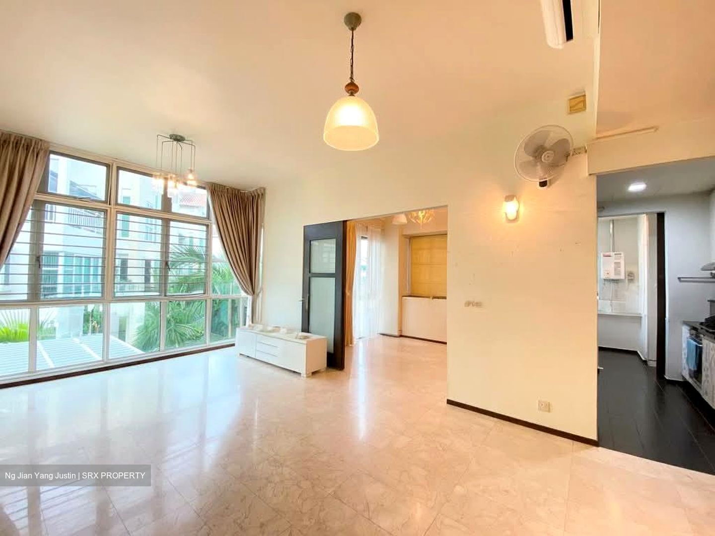 Country Park Condominium (D16), Condominium #590271111